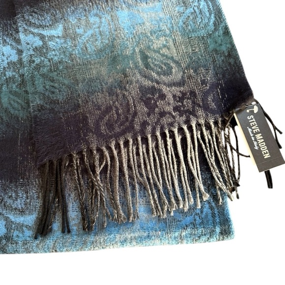 Steve Madden Made in Italy Mid Weight Ombre Blue Paisley Muffler Scarf - Picture 2 of 7